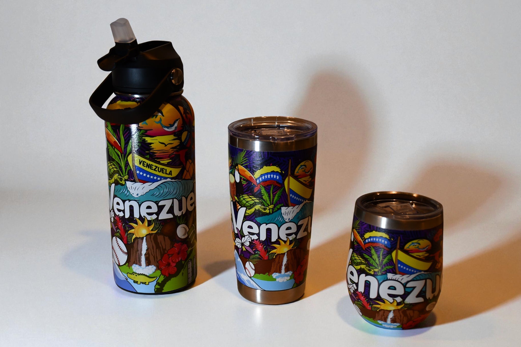 20oz Double-Wall Stainless Steel Tumbler – Venezuela-Inspired Design.