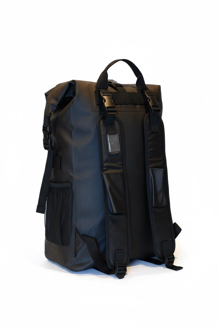 Waterproof BackBack 35L  – Venezuela-Inspired Design.